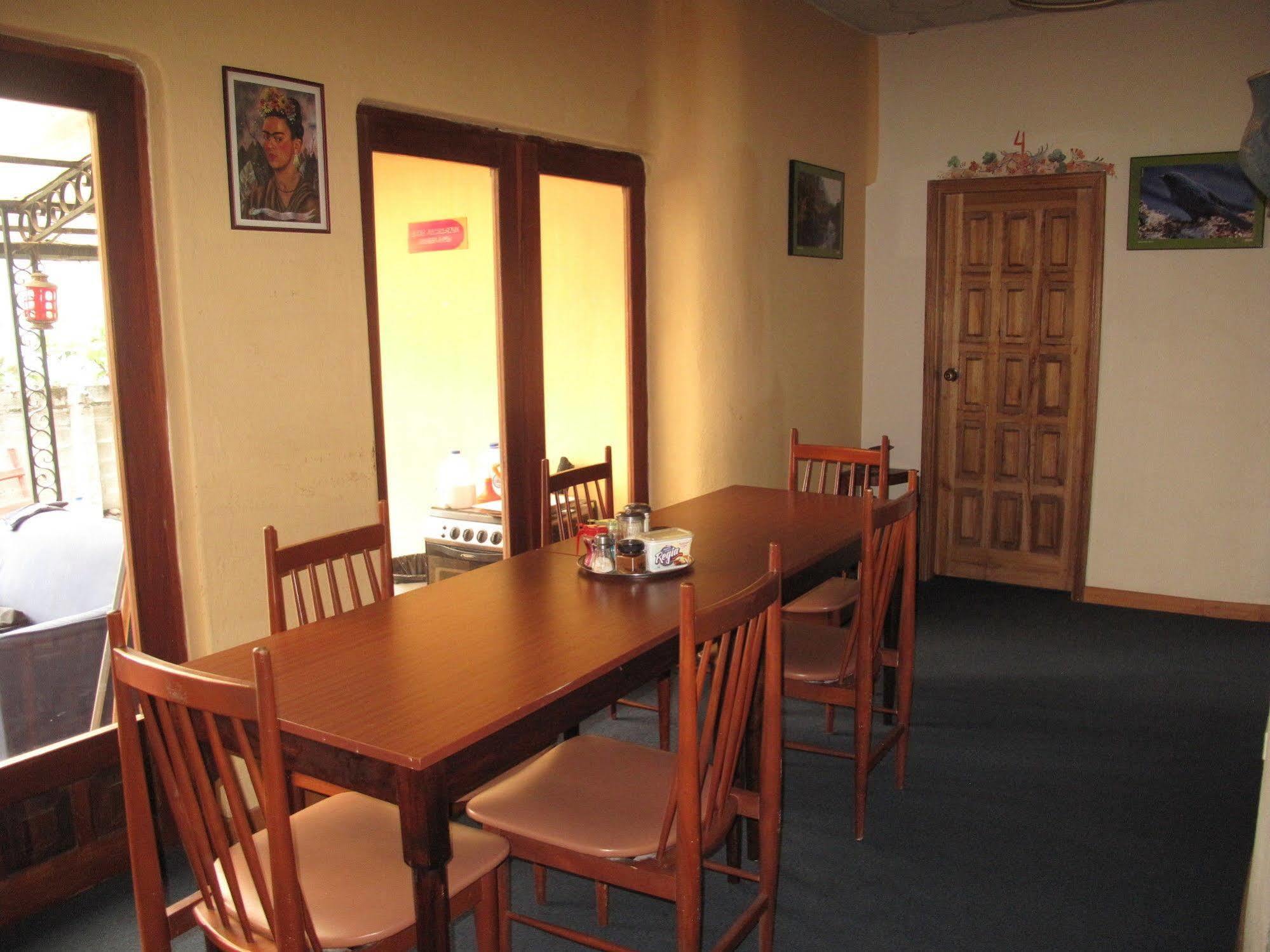 קואנקה Aqua Hostal Mabel מראה חיצוני תמונה